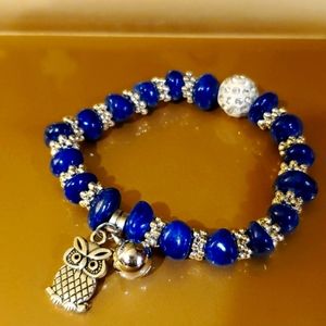 Fashionable BRACELET - $5